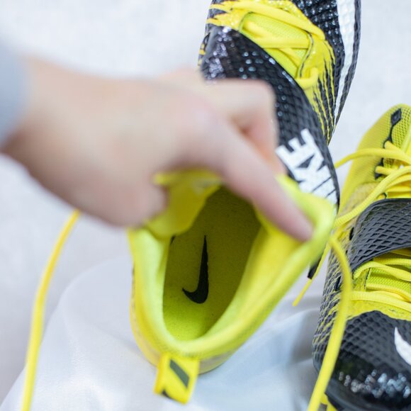 Nike Pro Men’s Lunarbeast Pro TD Football Cleats Black and Yellow Size 11 - Picture 6 of 9